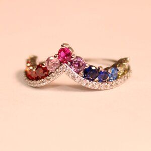 BEAUTIFUL MULTI-COLORED GEMSTONE RING